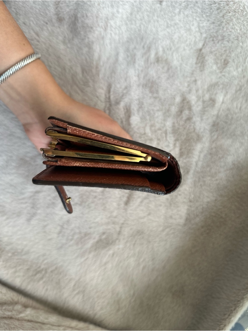 Authentic Louis Vuitton Monogram Kisslock Wallet with Hand-Painted Cherries 🍒 - Picture 13 of 17